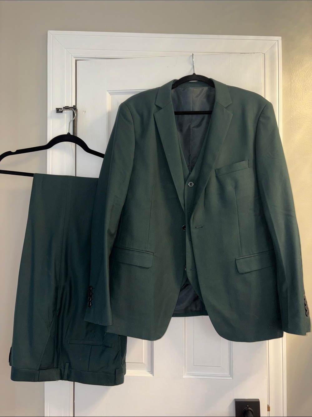 Men's Three-Piece Forest Green Suit - Classic Notch Lapel - Size Large